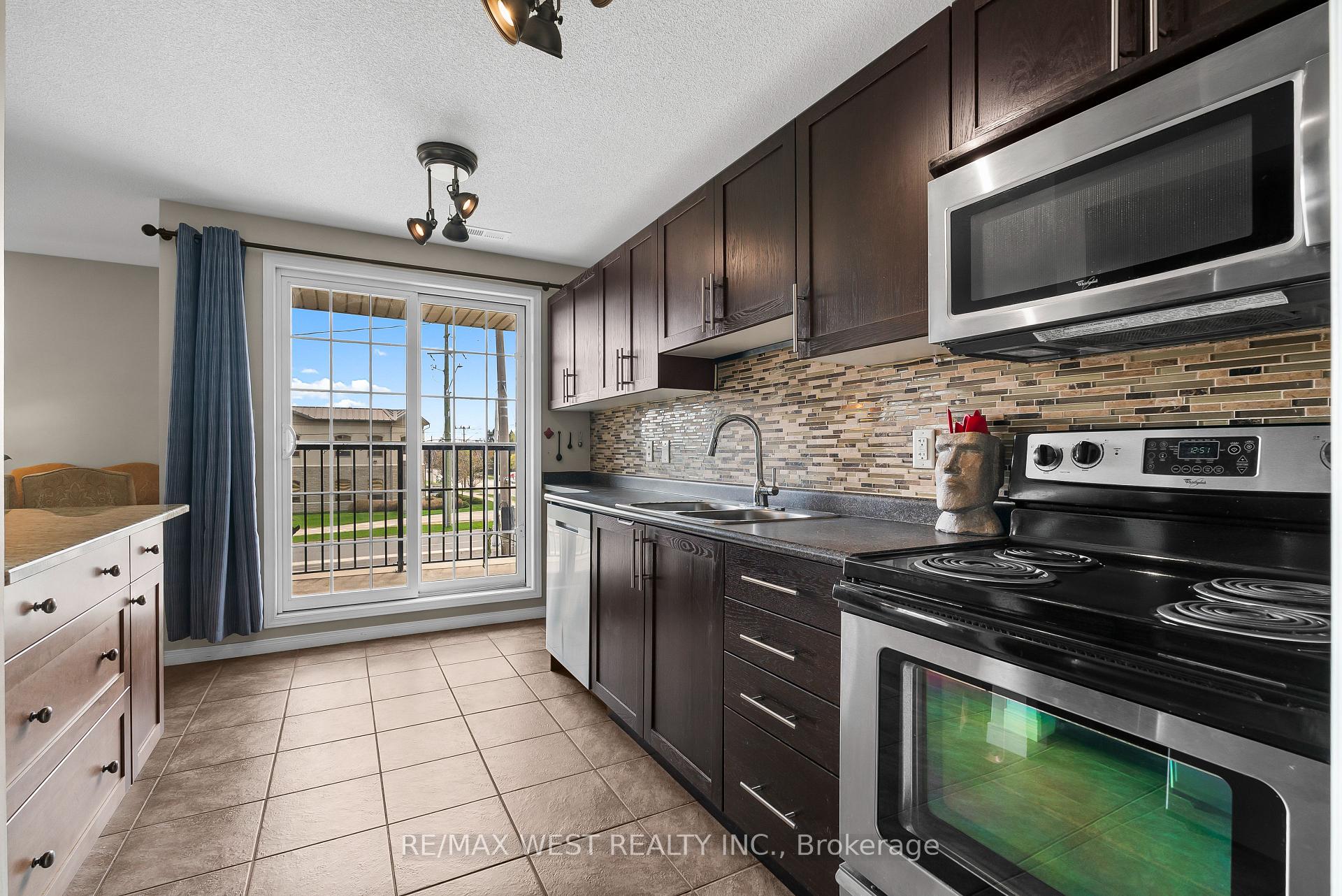 Photo 21 of Unit #15, 950 Highland Road W, Kitchener — HOMEH