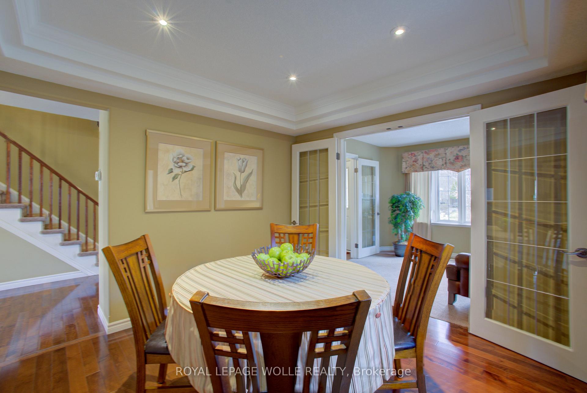 Photo 7 of 521 Starboard Crescent, Waterloo — HOMEH