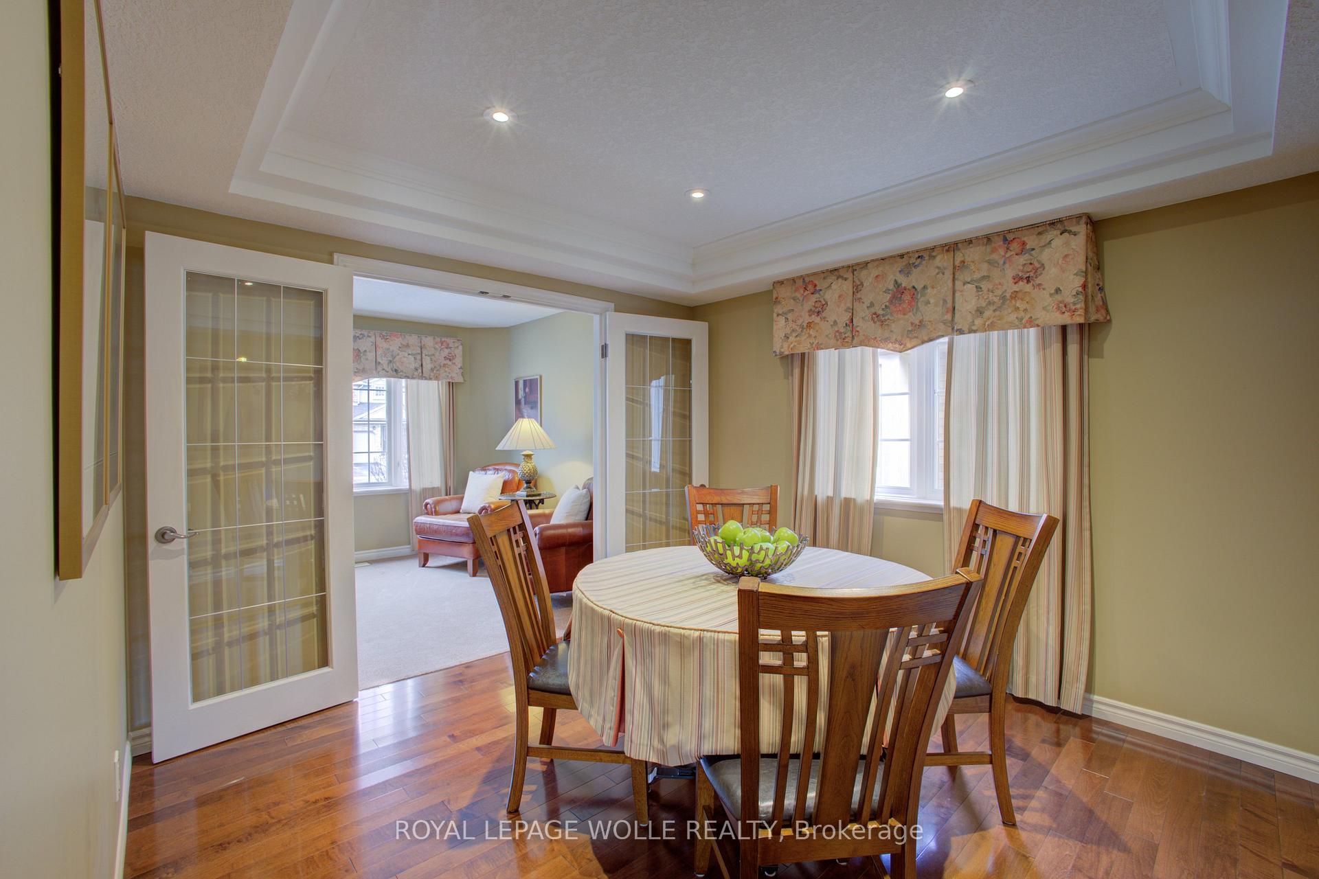 Photo 11 of 521 Starboard Crescent, Waterloo — HOMEH