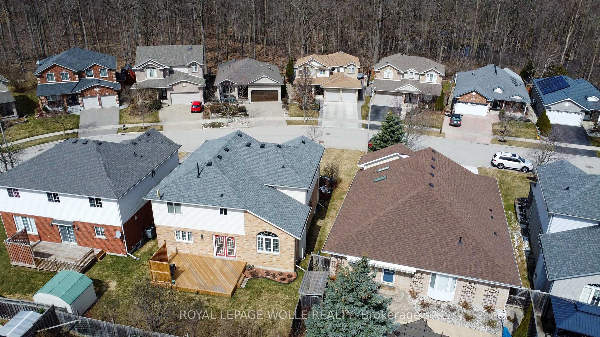 Photo 41 of 521 Starboard Crescent, Waterloo — HOMEH