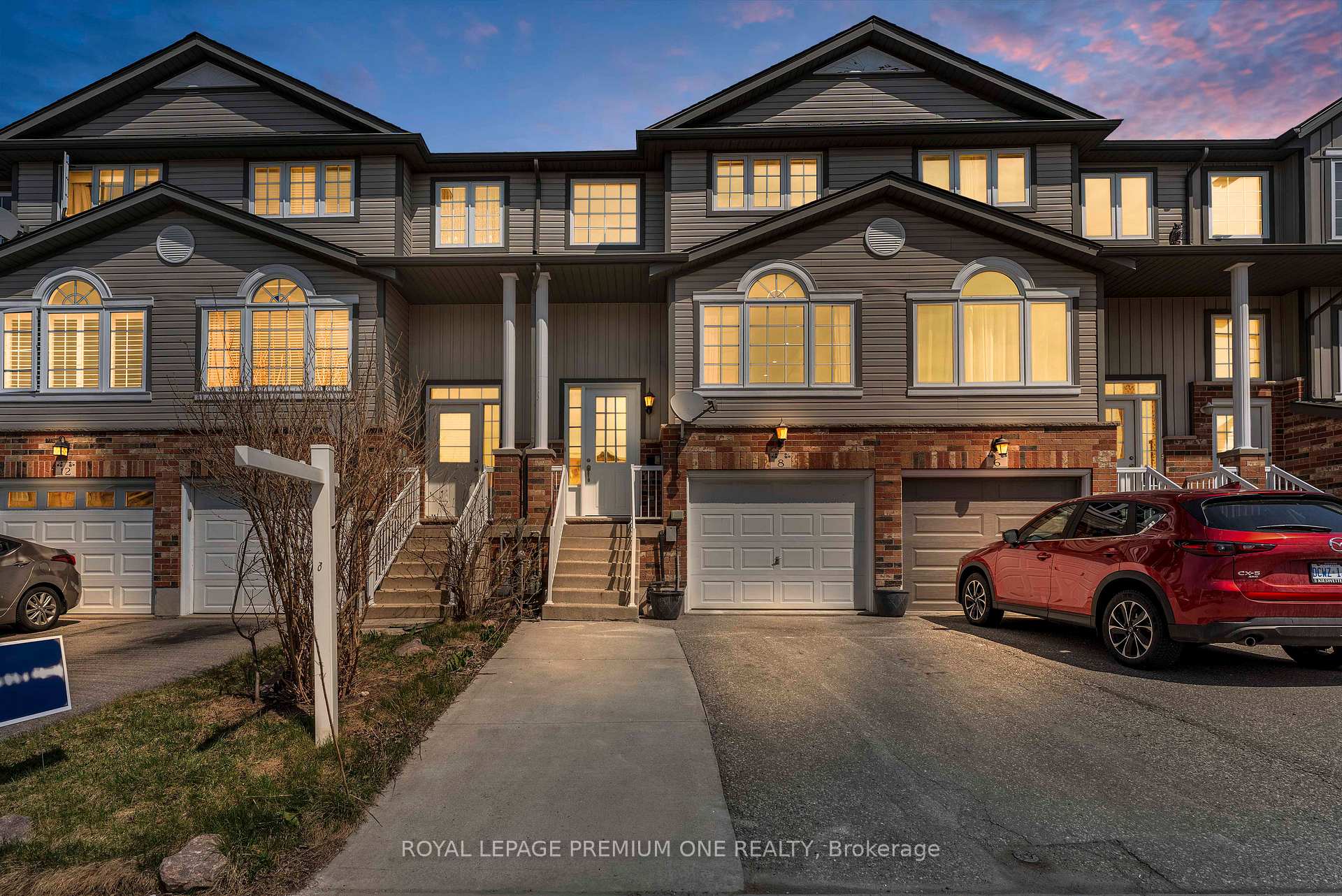 Photo 1 of 8 Madeleine Street, Kitchener — HOMEH