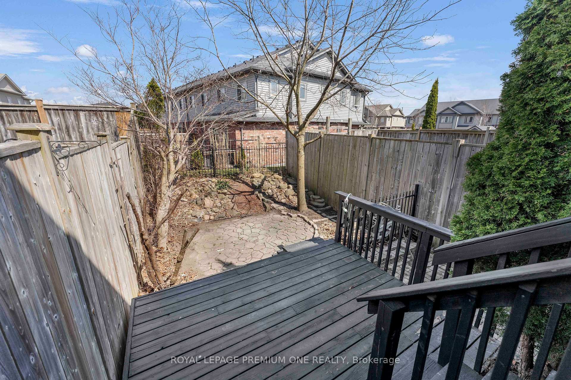 Photo 46 of 8 Madeleine Street, Kitchener — HOMEH
