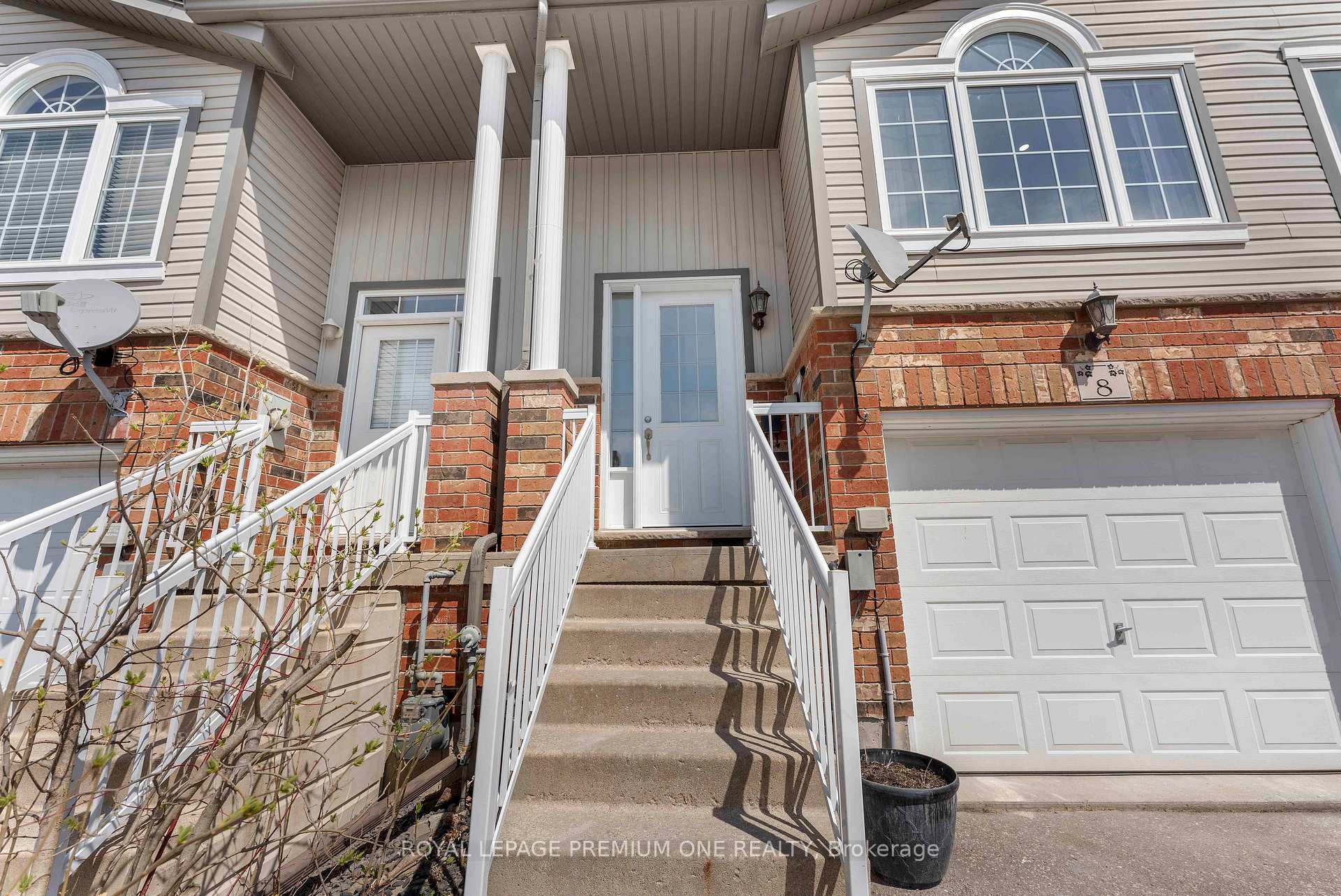 Photo 44 of 8 Madeleine Street, Kitchener — HOMEH