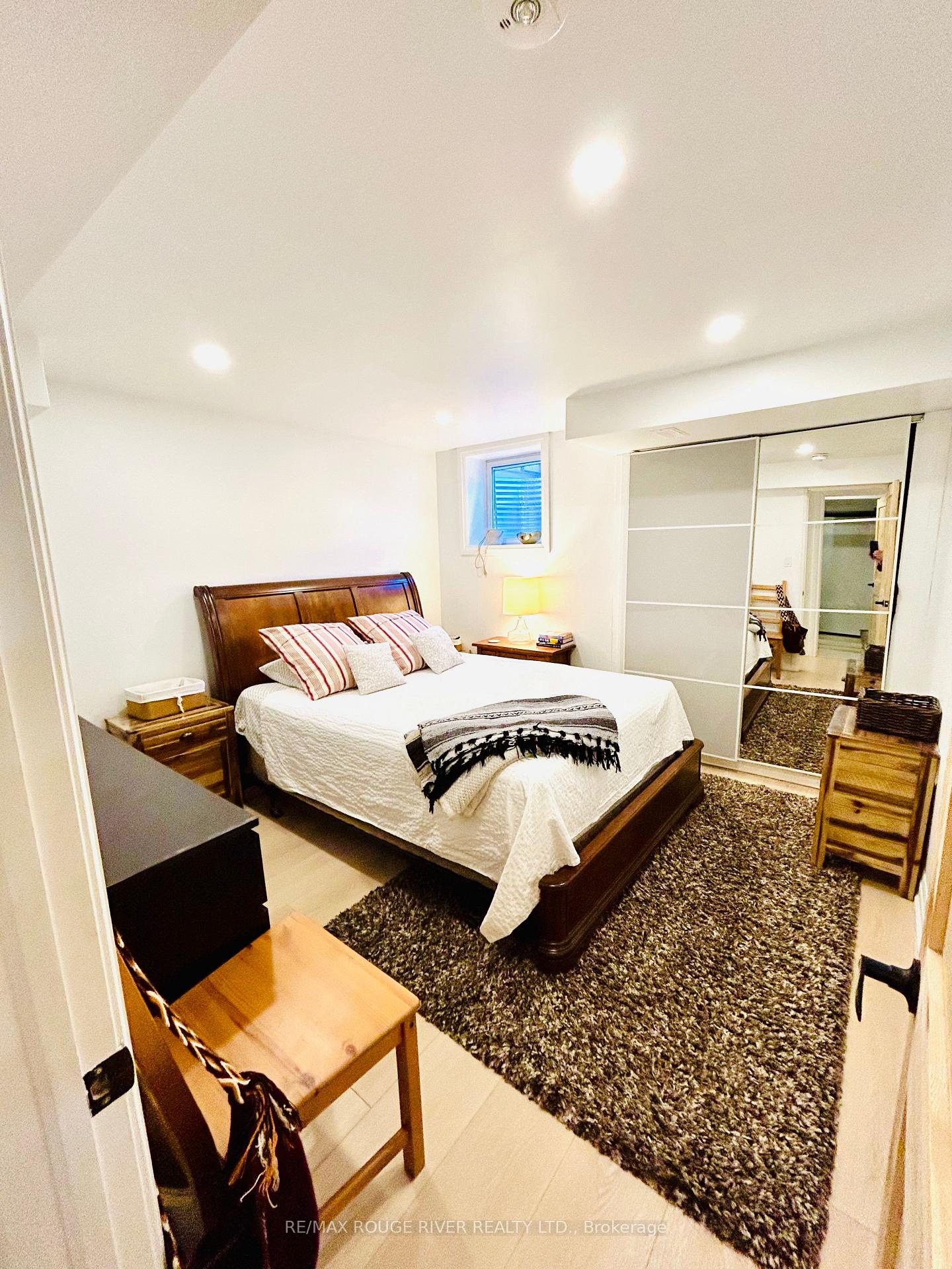 Photo 1 of Unit Basement, 360 Carnwith Dr E (LOWER UNIT), Whitby, Brooklin — HOMEH