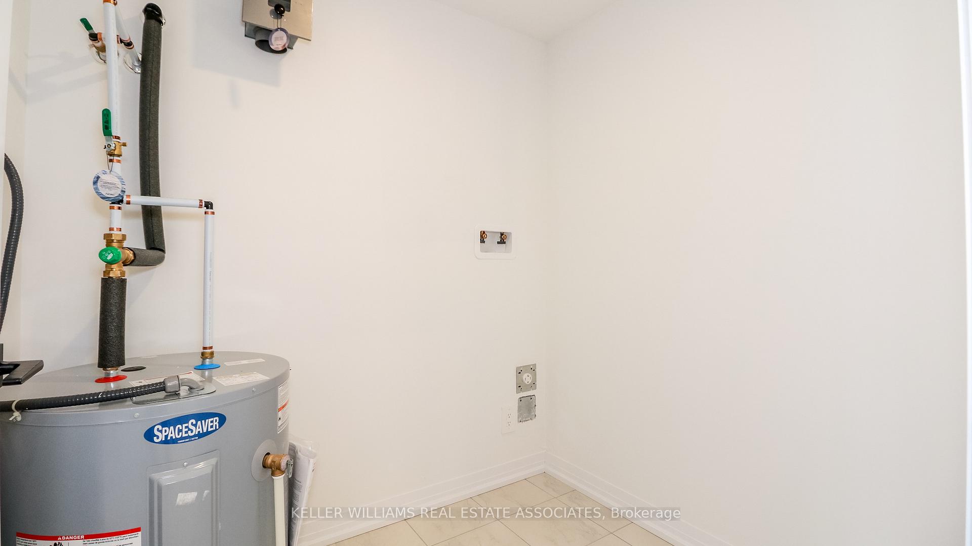 Photo 21 of Unit 414, 15 Kneeshaw Drive, Barrie, Painswick South — HOMEH