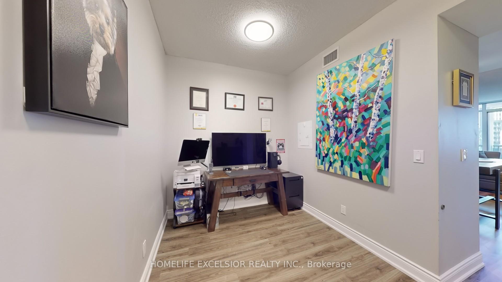 Photo 7 of Unit 707, 38 Cedarland Drive, Markham, Unionville — HOMEH