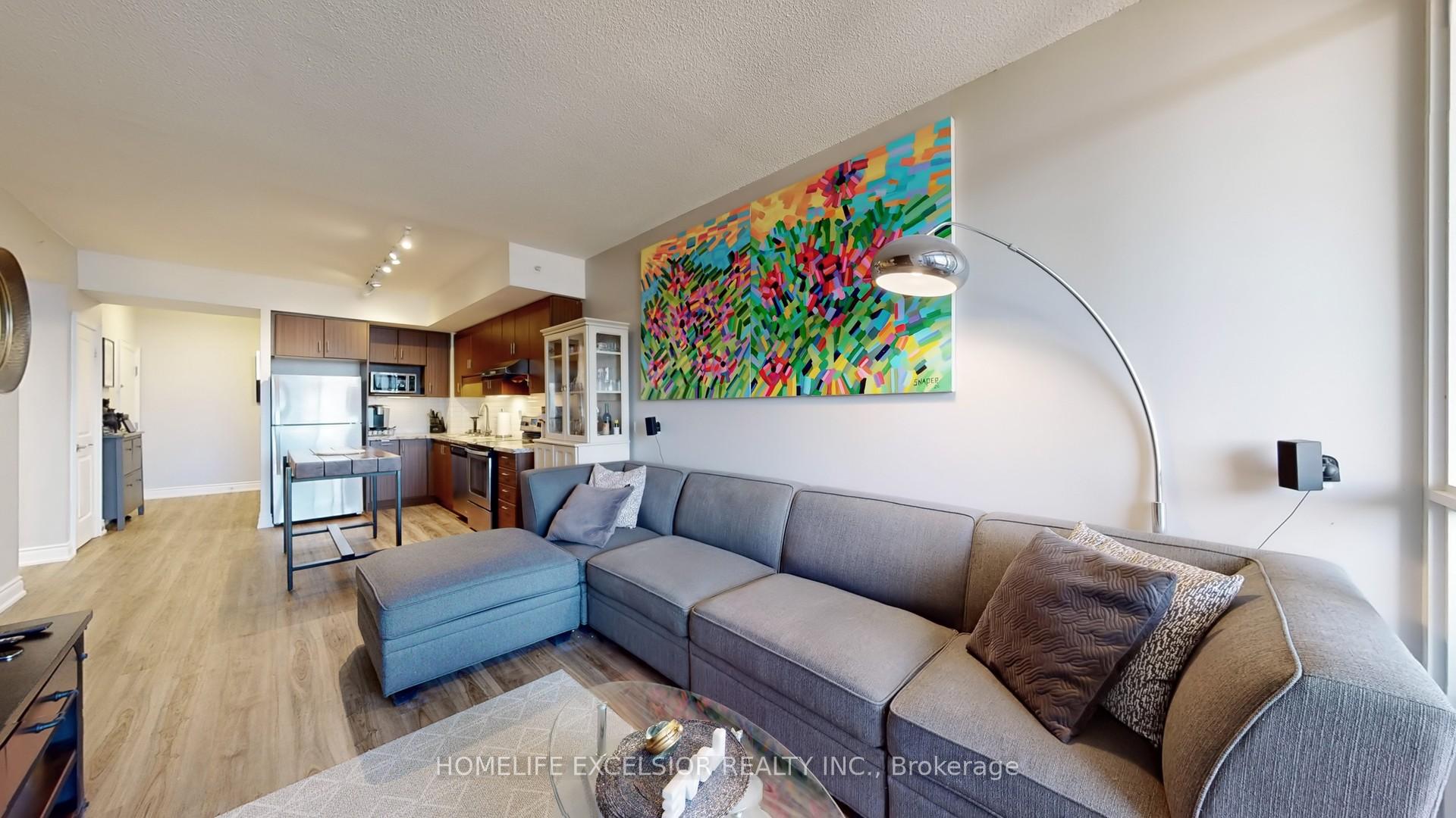Photo 11 of Unit 707, 38 Cedarland Drive, Markham, Unionville — HOMEH