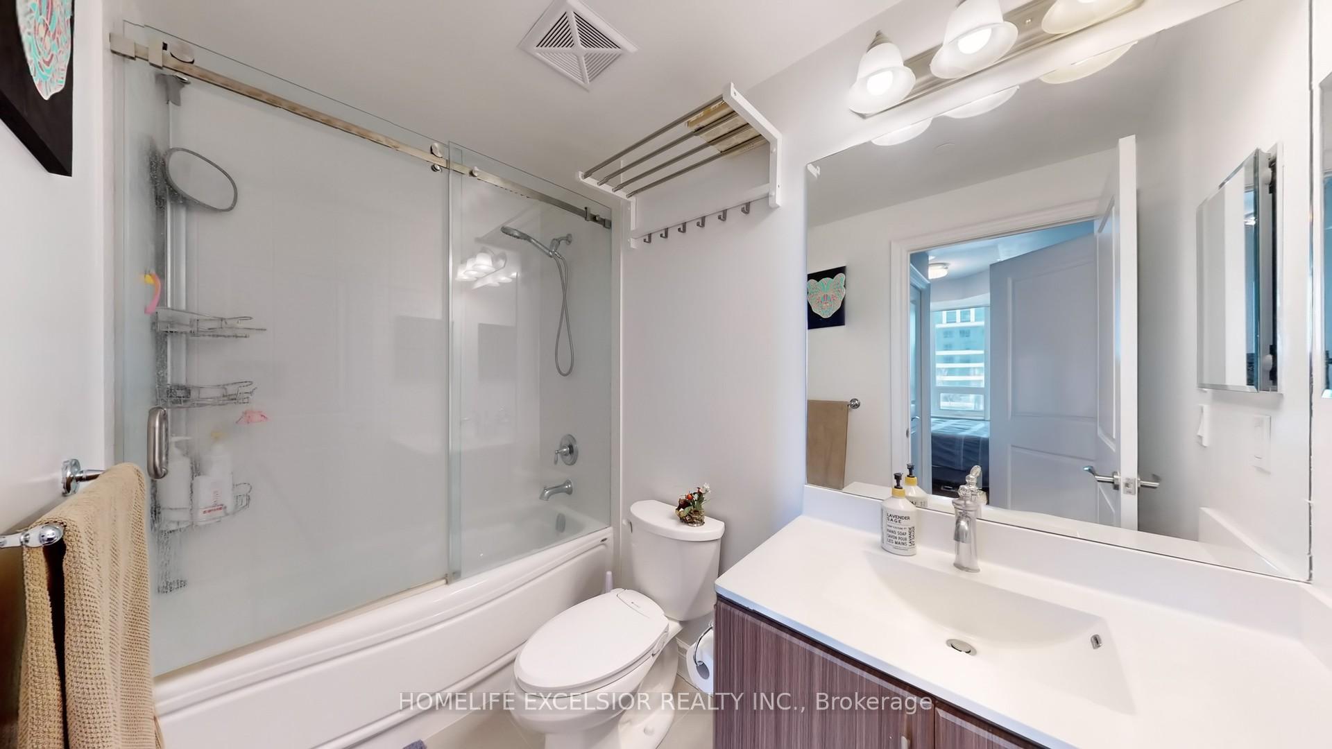 Photo 15 of Unit 707, 38 Cedarland Drive, Markham, Unionville — HOMEH