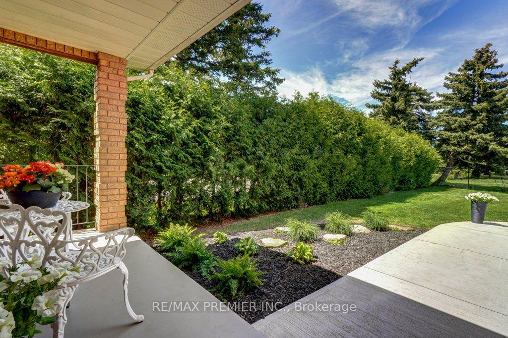 Photo 30 of 69 Zucchet Court, Vaughan, East Woodbridge — HOMEH