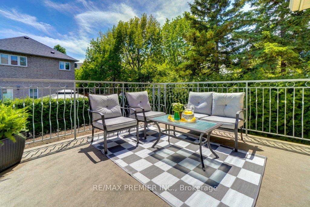 Photo 28 of 69 Zucchet Court, Vaughan, East Woodbridge — HOMEH