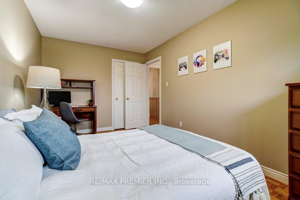 Photo 29 of 69 Zucchet Court, Vaughan, East Woodbridge — HOMEH