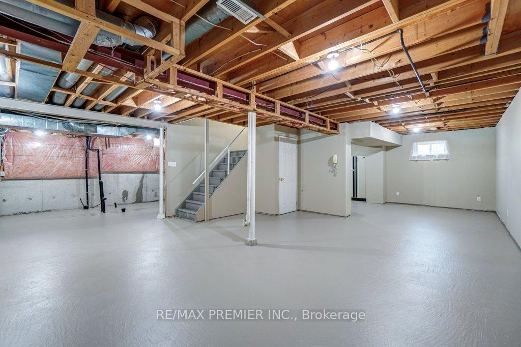 Photo 38 of 69 Zucchet Court, Vaughan, East Woodbridge — HOMEH
