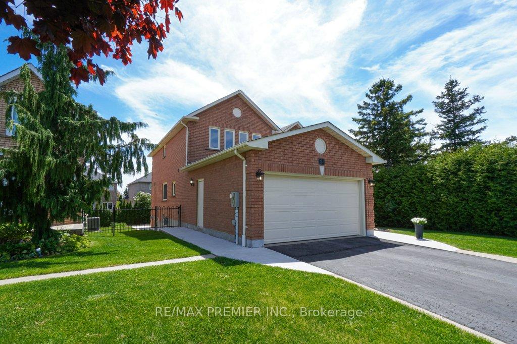 Photo 45 of 69 Zucchet Court, Vaughan, East Woodbridge — HOMEH