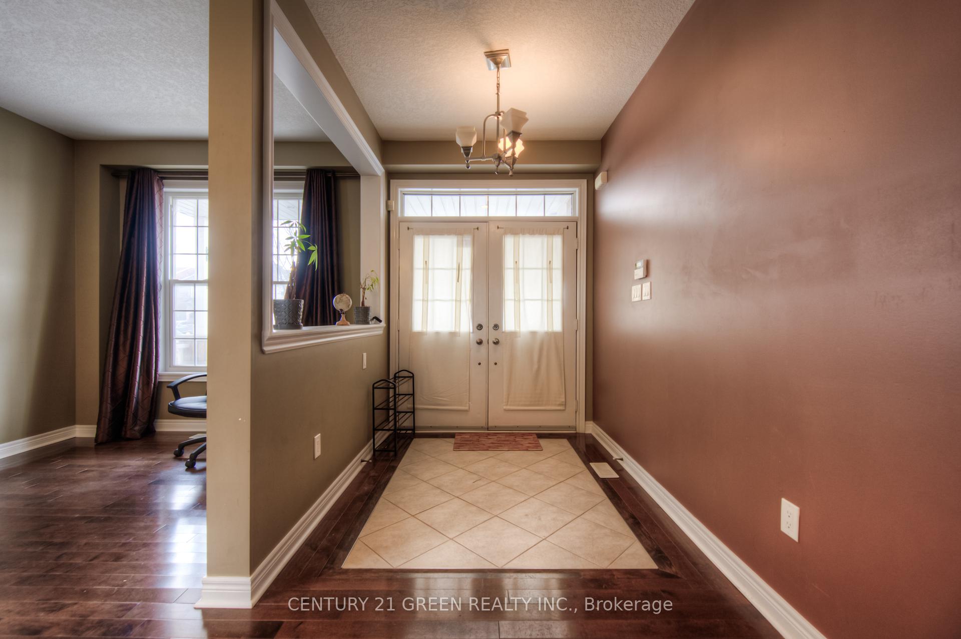 Photo 8 of 65 Blackburn Drive, Brant, Brantford Twp — HOMEH