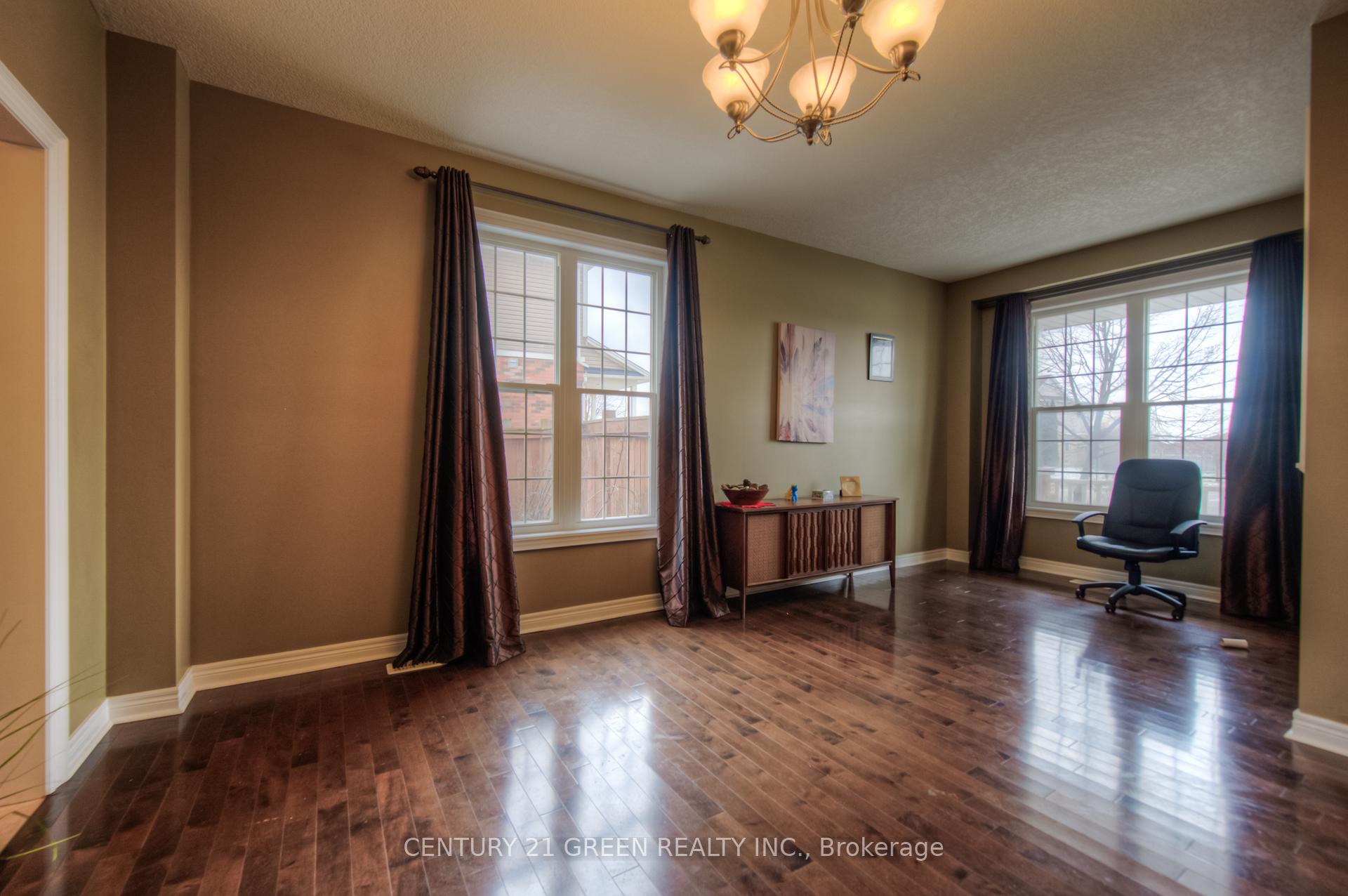 Photo 2 of 65 Blackburn Drive, Brant, Brantford Twp — HOMEH