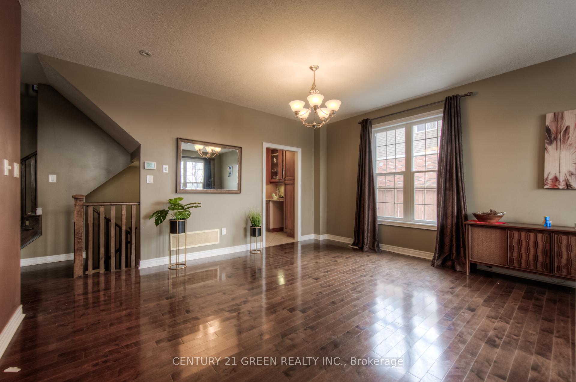 Photo 4 of 65 Blackburn Drive, Brant, Brantford Twp — HOMEH