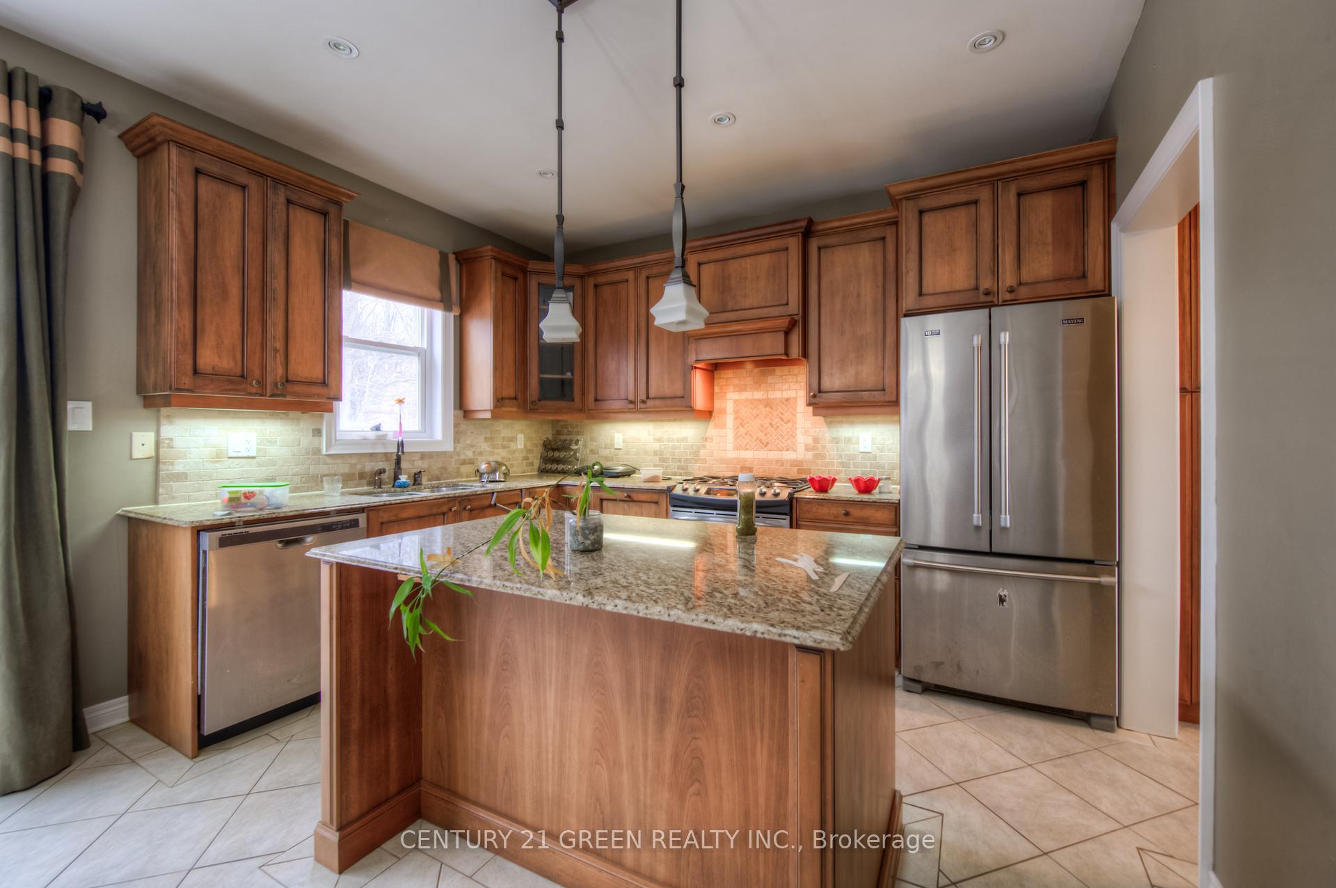 Photo 6 of 65 Blackburn Drive, Brant, Brantford Twp — HOMEH