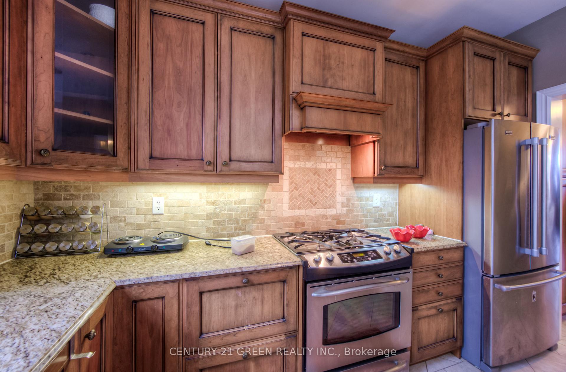 Photo 13 of 65 Blackburn Drive, Brant, Brantford Twp — HOMEH