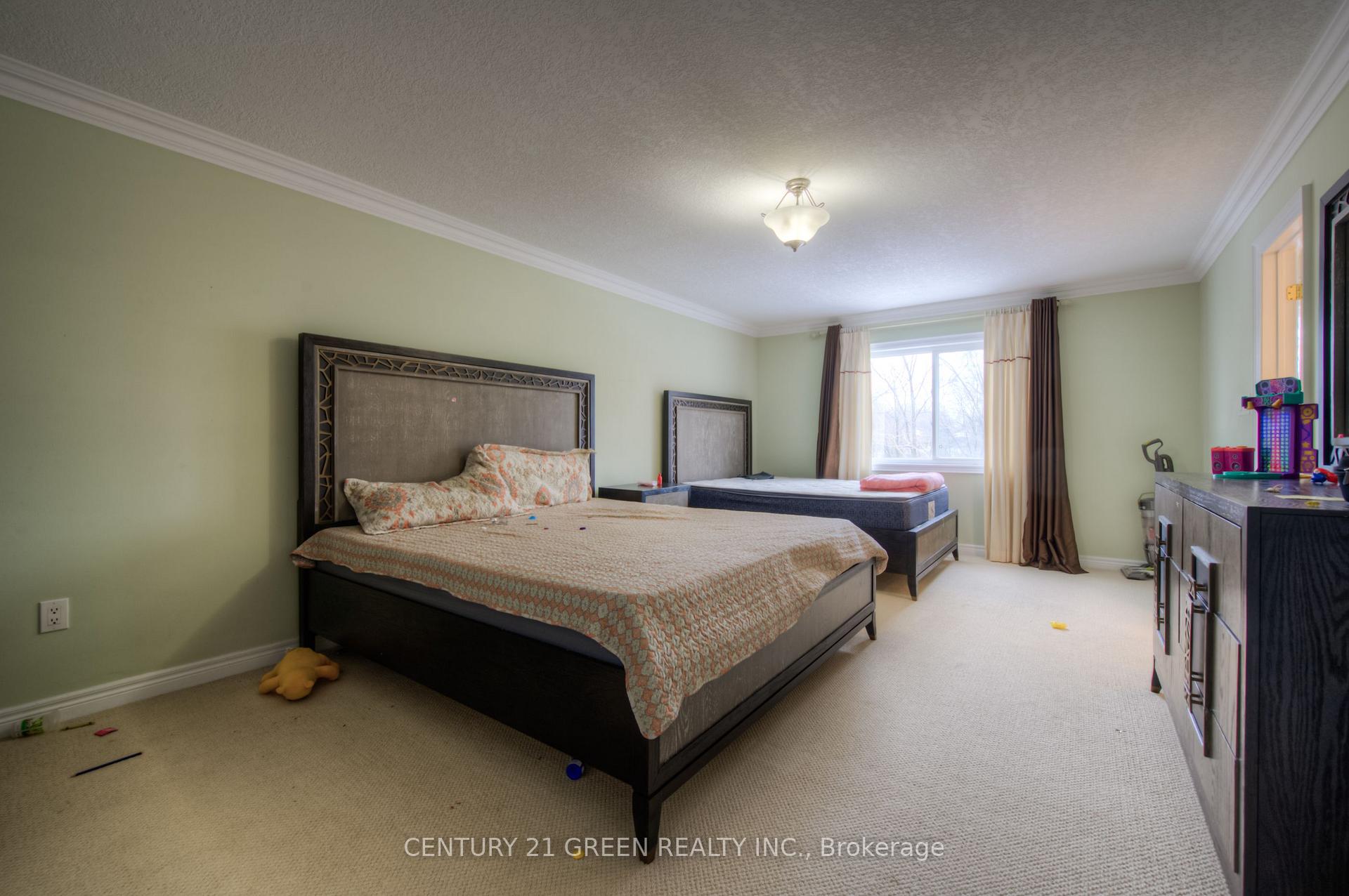 Photo 32 of 65 Blackburn Drive, Brant, Brantford Twp — HOMEH