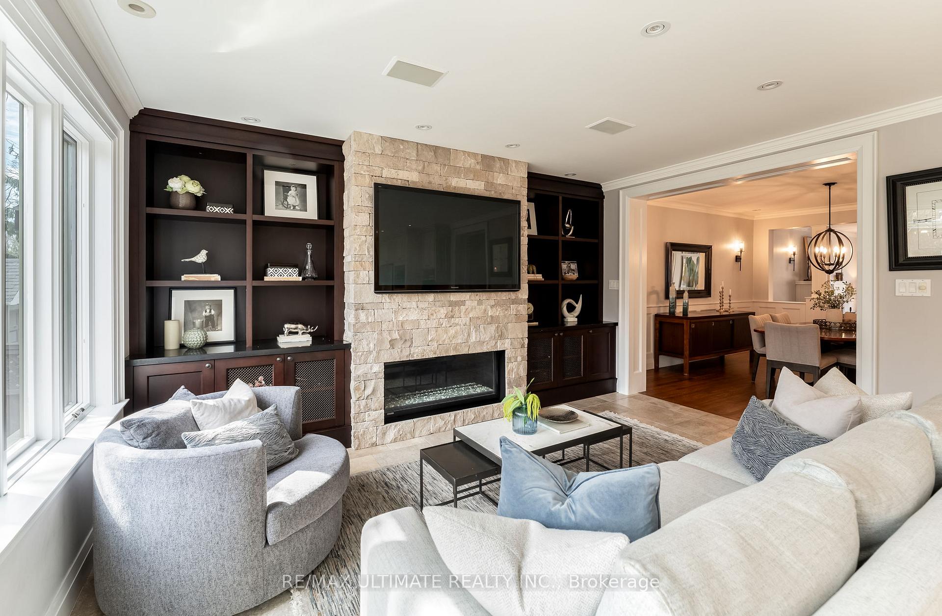 Photo 8 of 41 Sutherland Drive, Toronto, Leaside — HOMEH