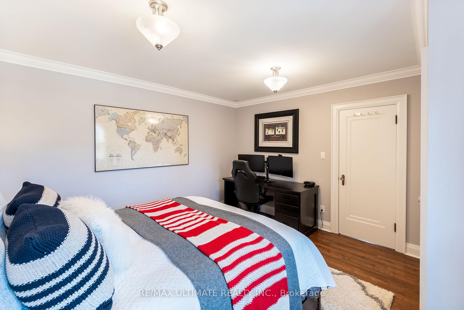 Photo 12 of 41 Sutherland Drive, Toronto, Leaside — HOMEH
