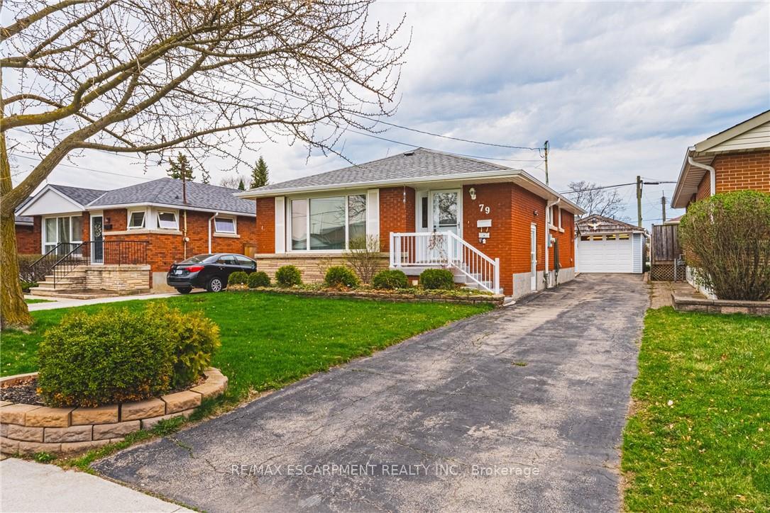 Photo 1 of 79 Terrace Drive, Hamilton, Balfour — HOMEH