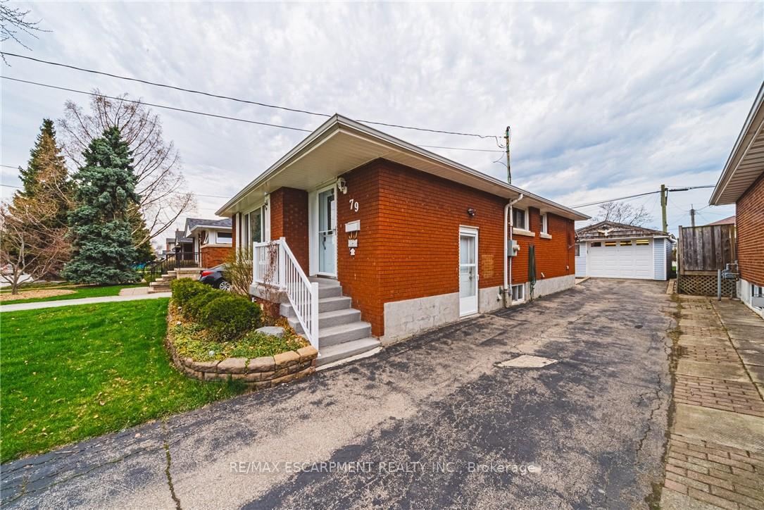 Photo 33 of 79 Terrace Drive, Hamilton, Balfour — HOMEH