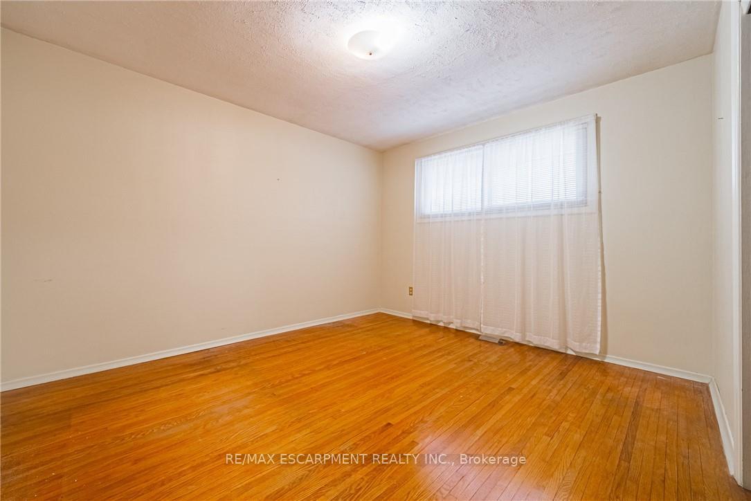 Photo 24 of 79 Terrace Drive, Hamilton, Balfour — HOMEH