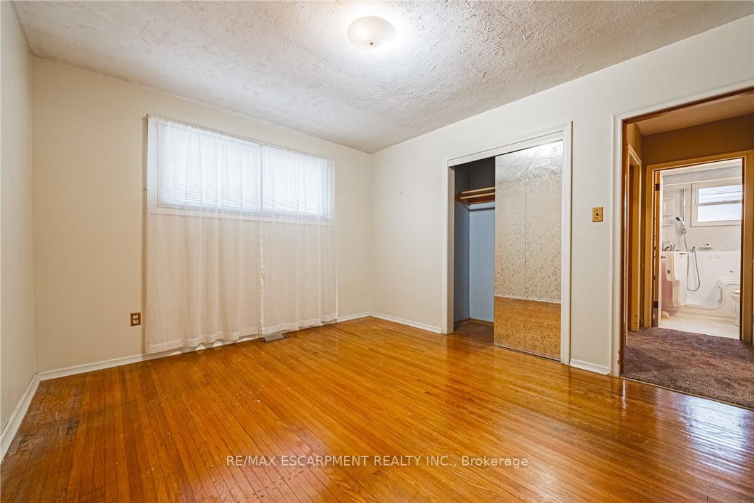 Photo 21 of 79 Terrace Drive, Hamilton, Balfour — HOMEH
