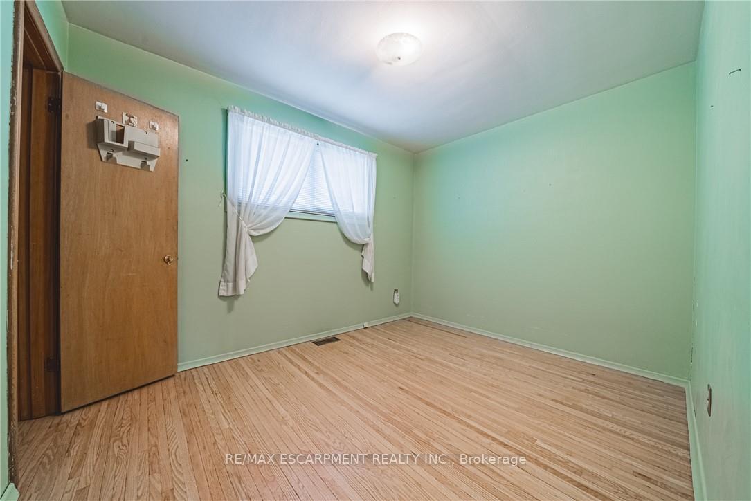 Photo 8 of 79 Terrace Drive, Hamilton, Balfour — HOMEH