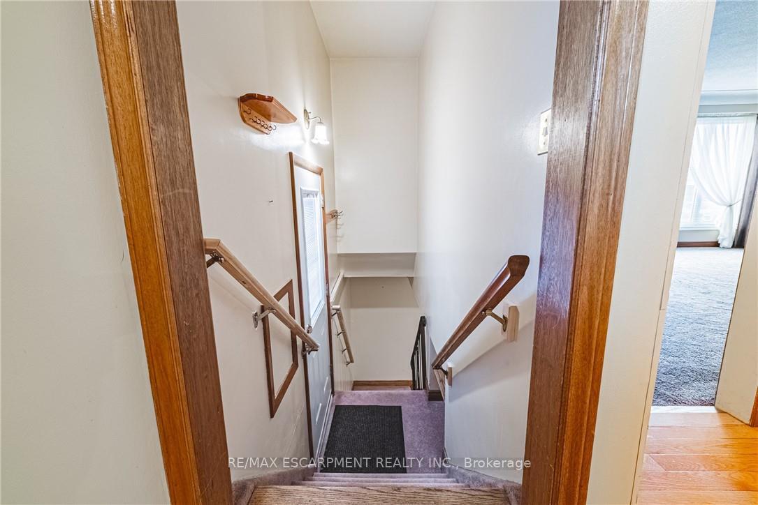 Photo 15 of 79 Terrace Drive, Hamilton, Balfour — HOMEH