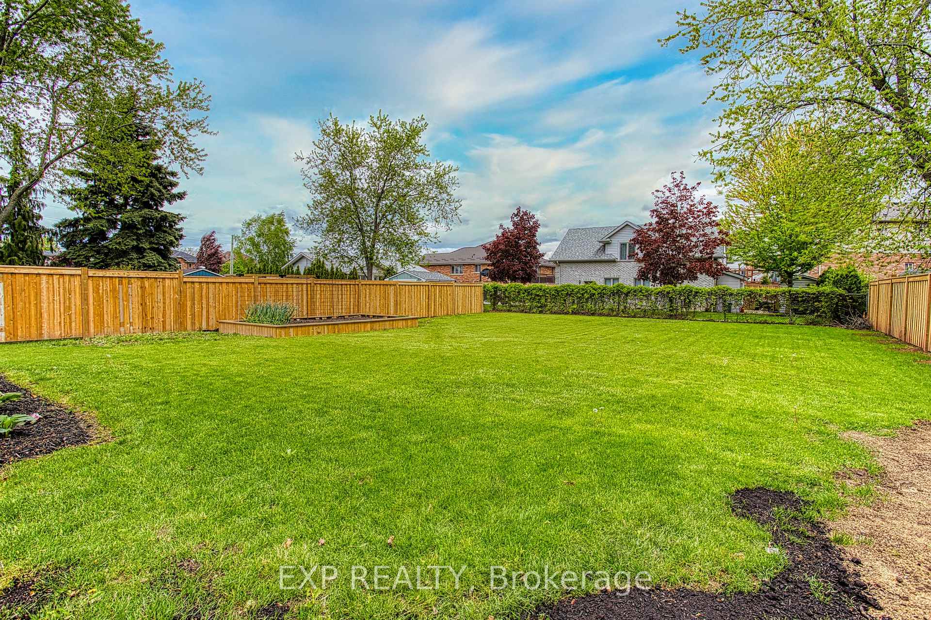 Photo 43 of 296 Winona Road, Hamilton, Winona — HOMEH