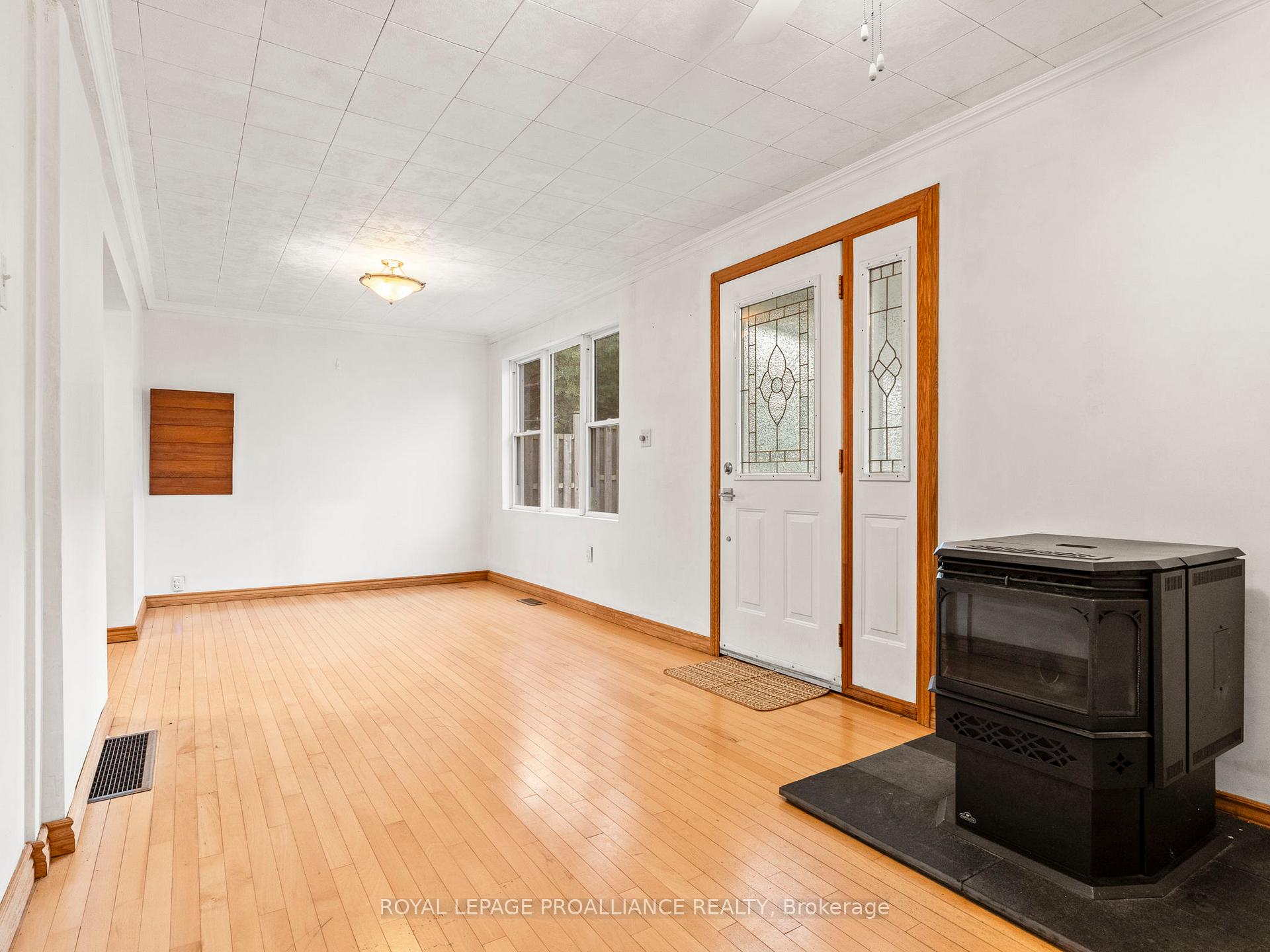 Photo 10 of 5289 Plank Road, Hamilton Township, Rural Hamilton — HOMEH