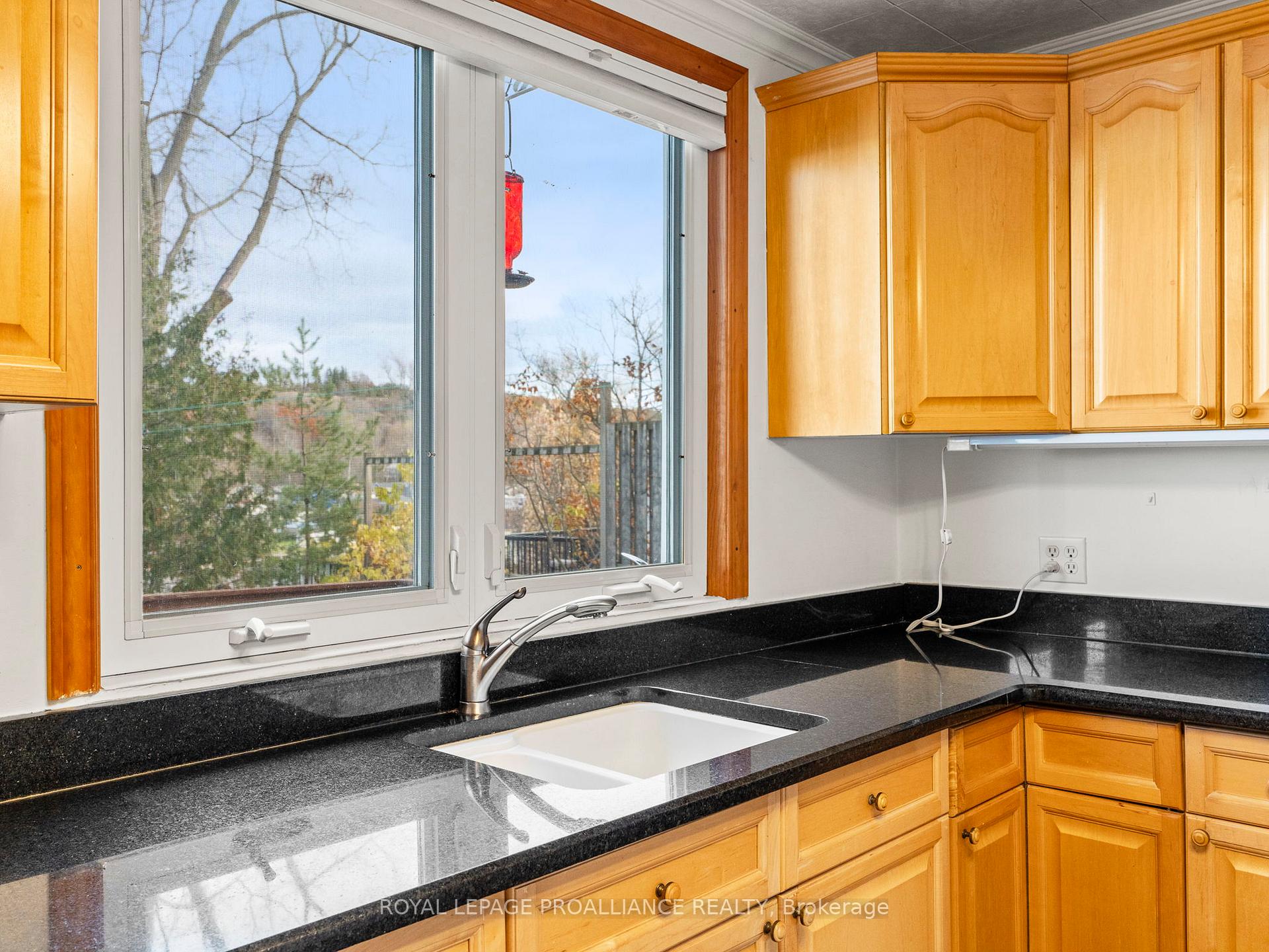 Photo 18 of 5289 Plank Road, Hamilton Township, Rural Hamilton — HOMEH