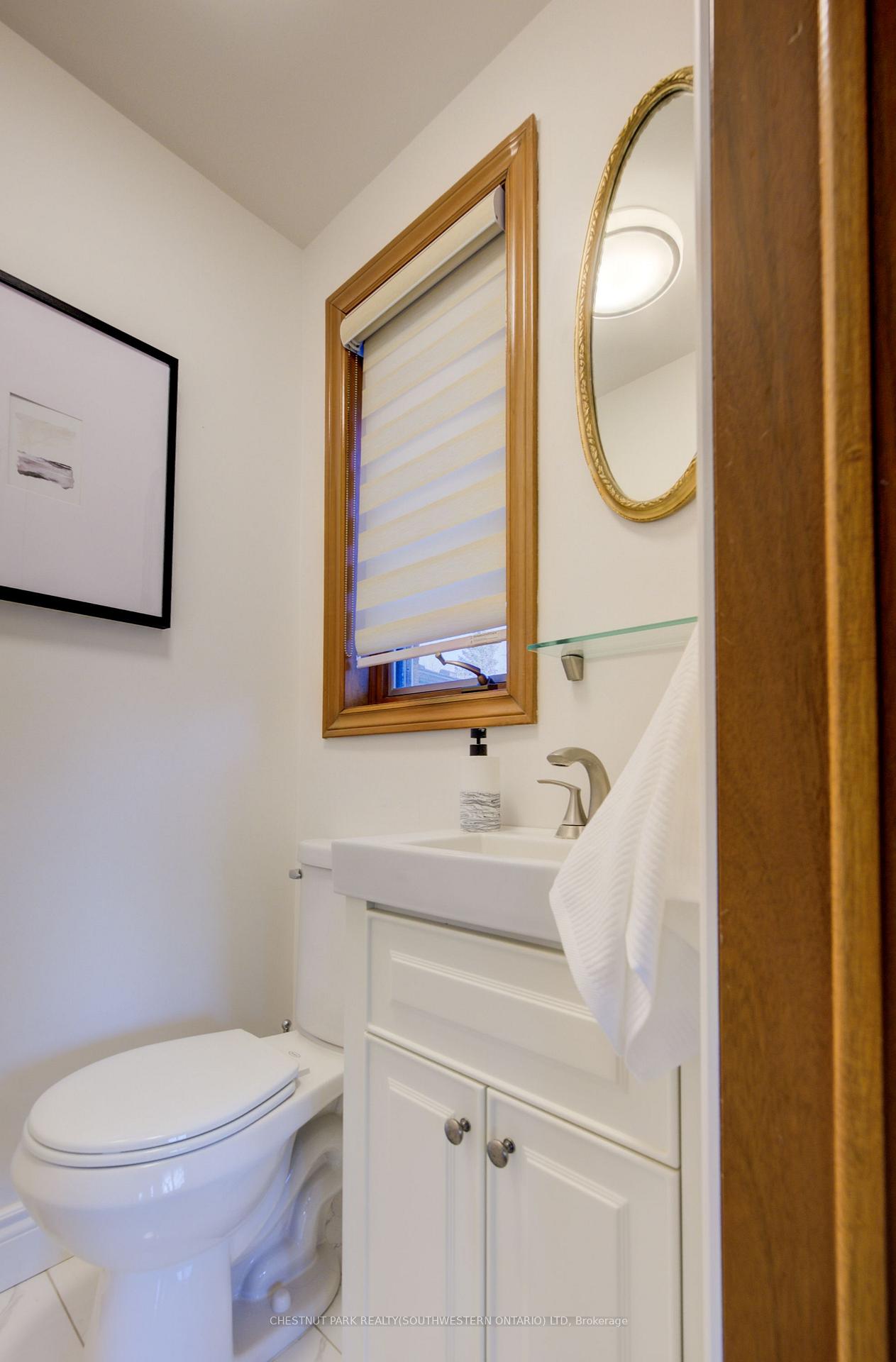 Photo 6 of 215 Black Walnut Place, Kitchener, Pioneer Park — HOMEH