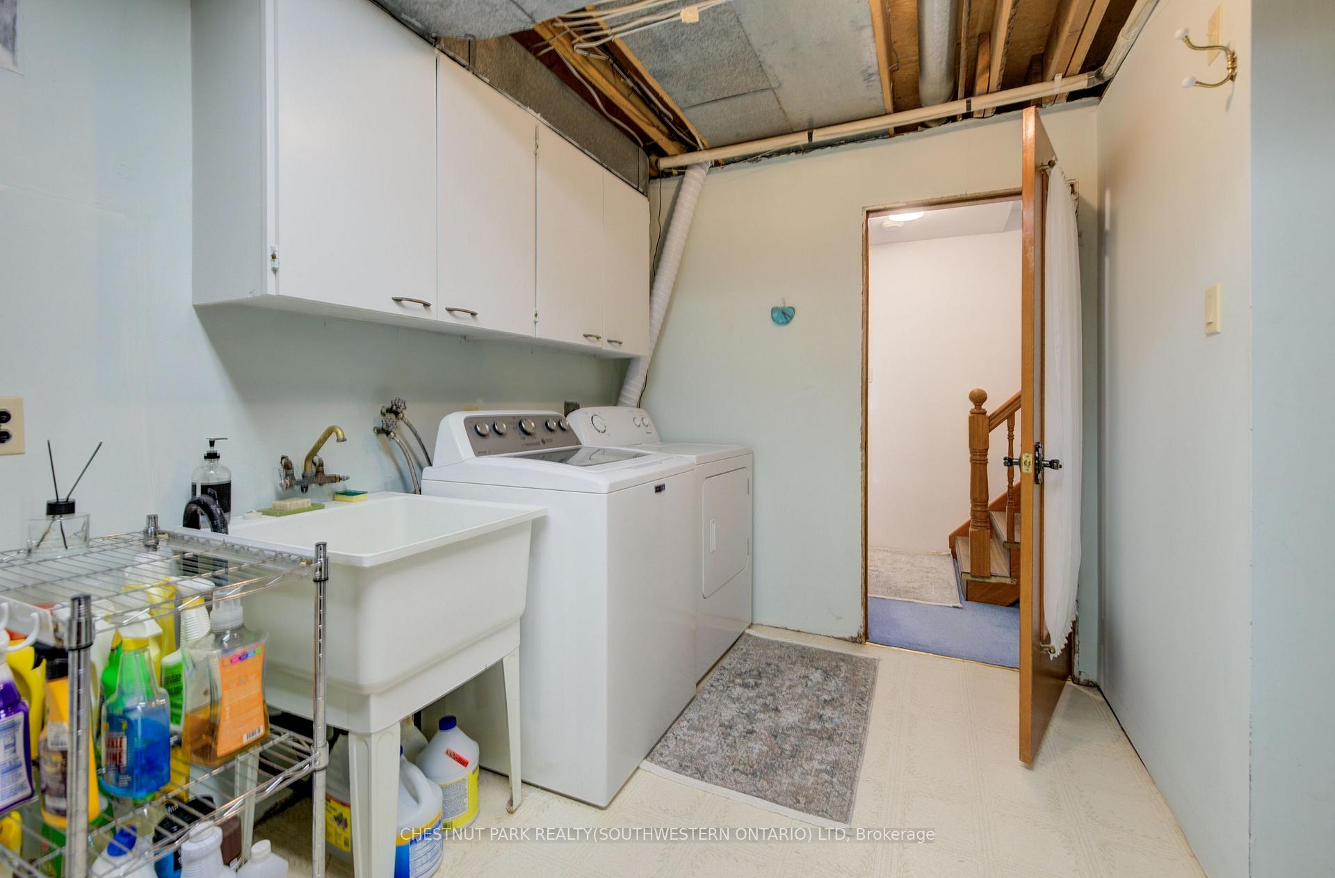 Photo 36 of 215 Black Walnut Place, Kitchener, Pioneer Park — HOMEH