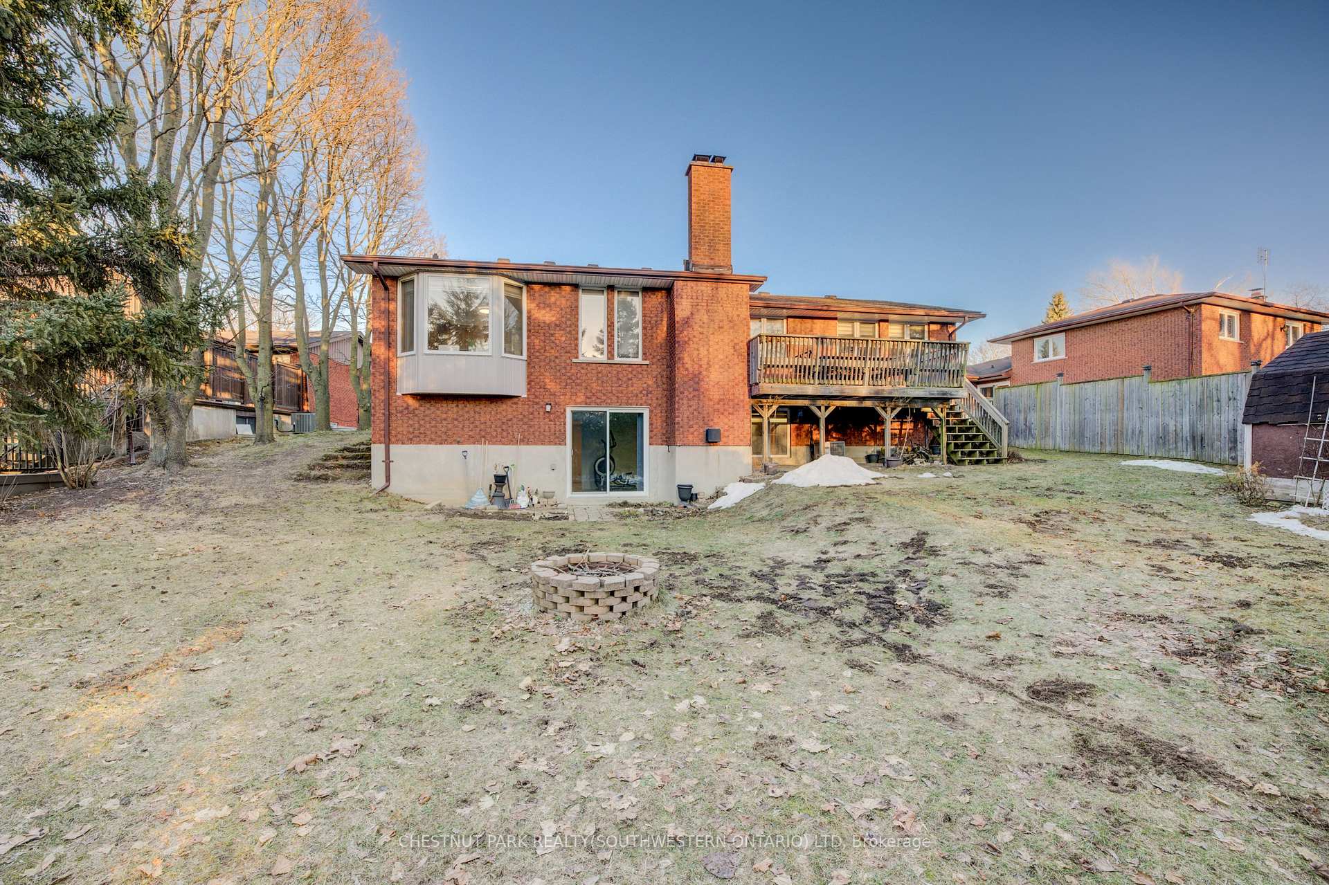 Photo 39 of 215 Black Walnut Place, Kitchener, Pioneer Park — HOMEH