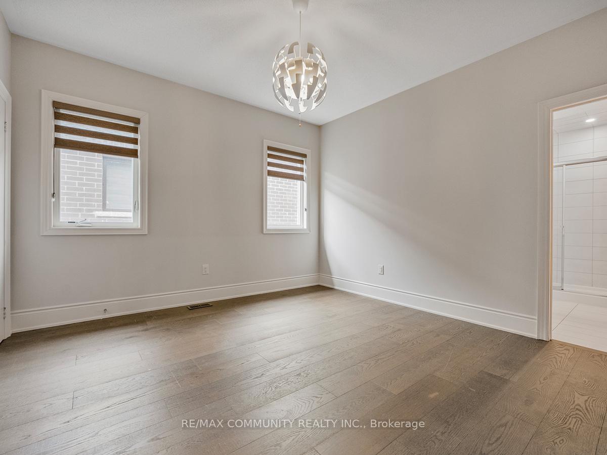 Photo 14 of 249 Agro Street, Hamilton, Waterdown — HOMEH