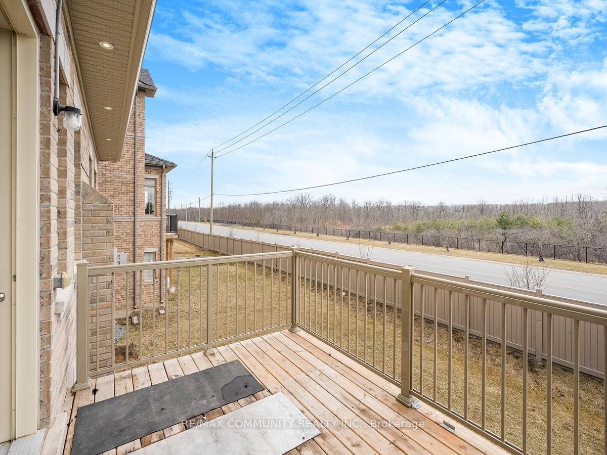 Photo 31 of 249 Agro Street, Hamilton, Waterdown — HOMEH