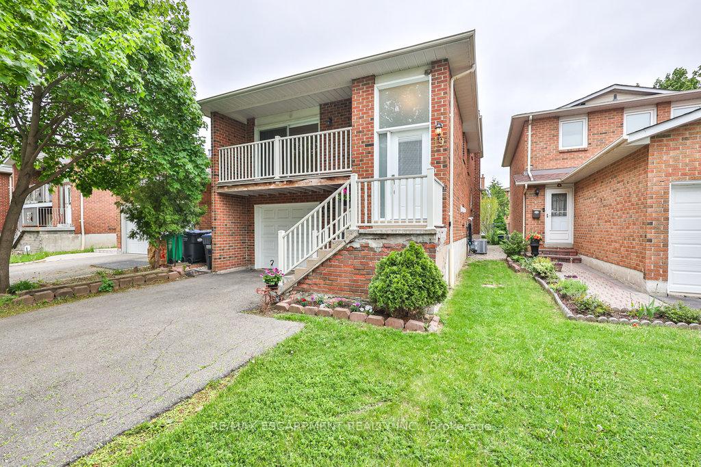 Photo 1 of 19 Deerpark Crescent, Brampton, Brampton West — HOMEH