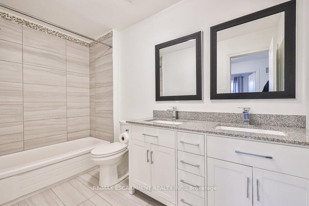 Photo 20 of 19 Deerpark Crescent, Brampton, Brampton West — HOMEH