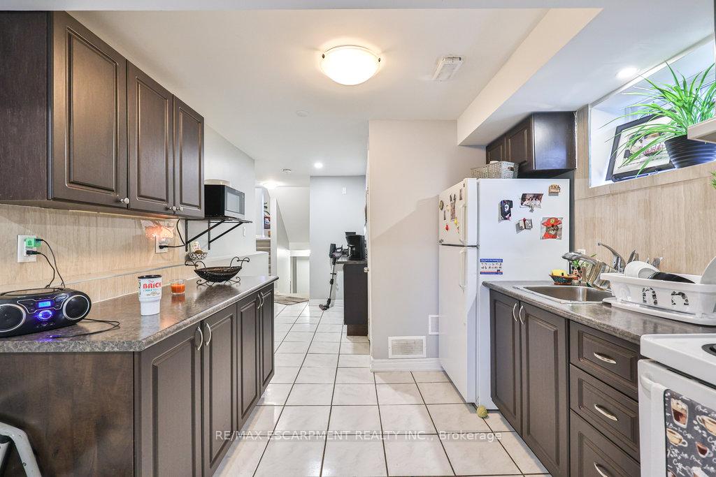 Photo 25 of 19 Deerpark Crescent, Brampton, Brampton West — HOMEH