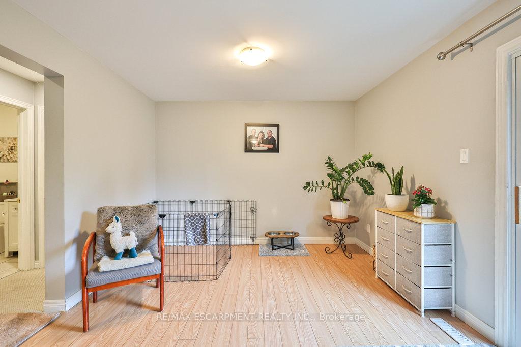 Photo 31 of 19 Deerpark Crescent, Brampton, Brampton West — HOMEH