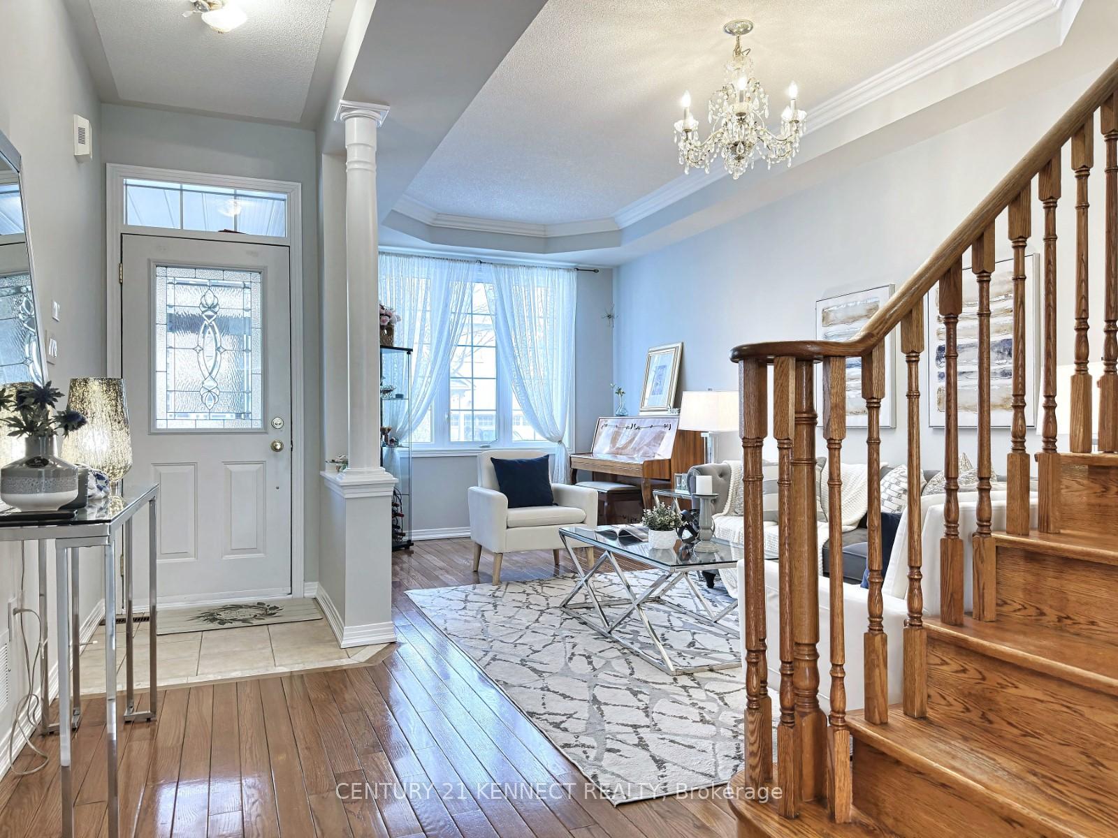 Photo 17 of 11 Magnotta Road, Markham, Cachet — HOMEH