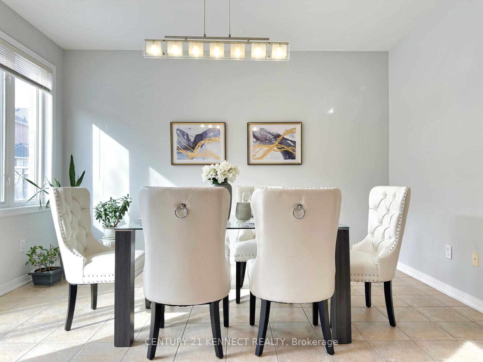 Photo 18 of 11 Magnotta Road, Markham, Cachet — HOMEH