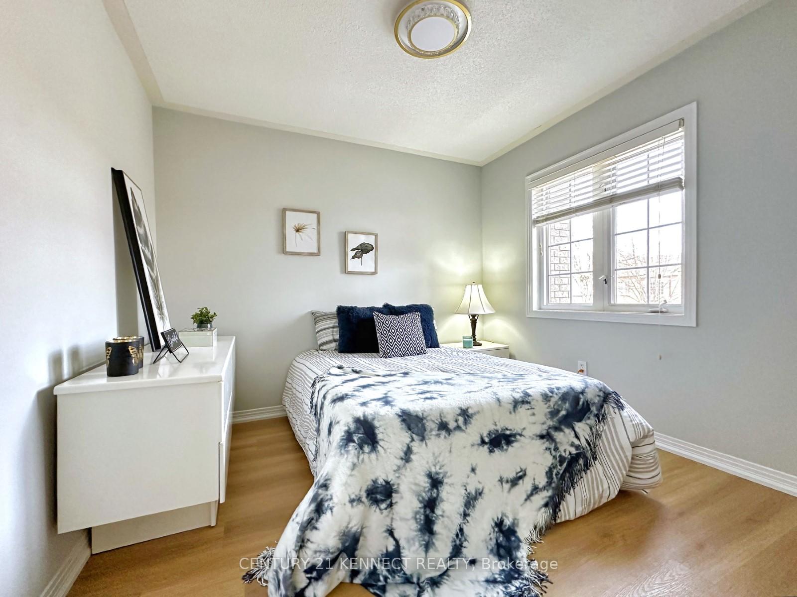 Photo 12 of 11 Magnotta Road, Markham, Cachet — HOMEH