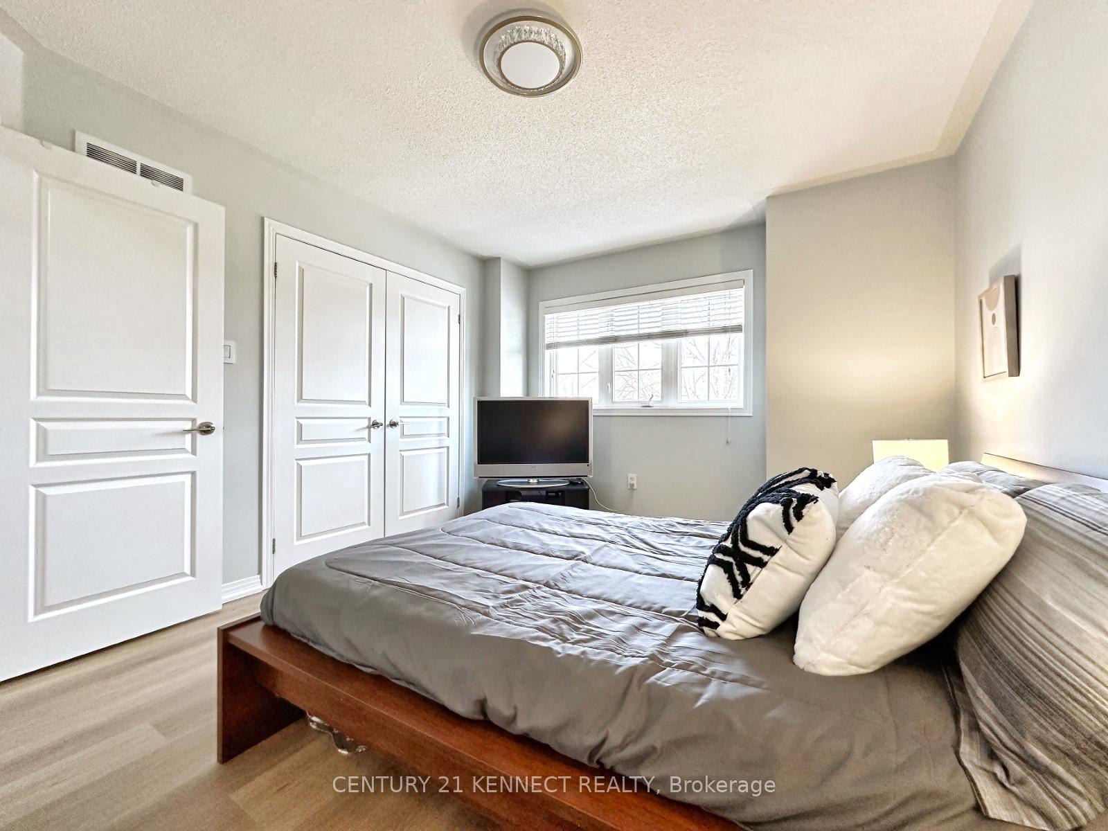 Photo 29 of 11 Magnotta Road, Markham, Cachet — HOMEH