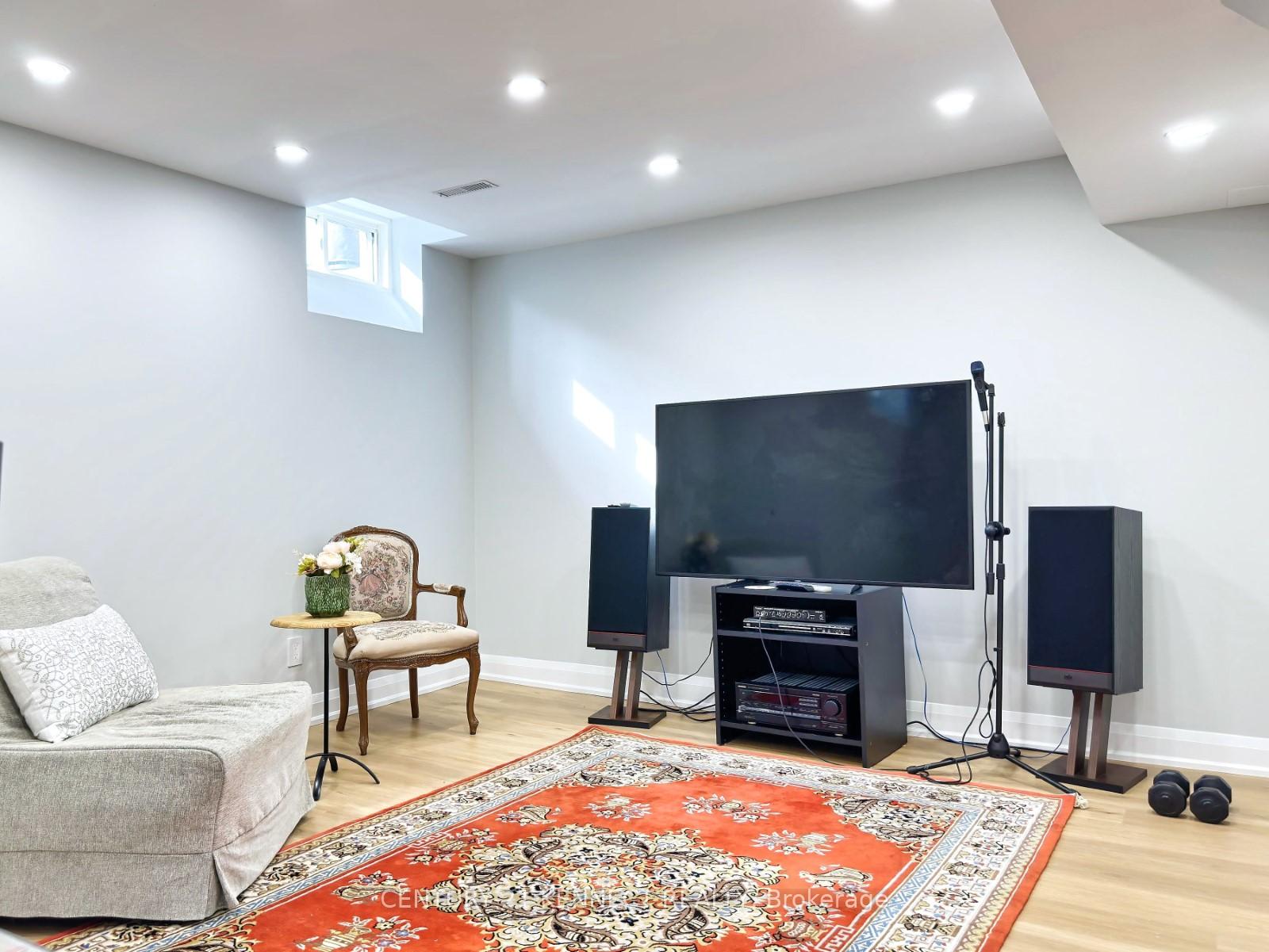 Photo 36 of 11 Magnotta Road, Markham, Cachet — HOMEH