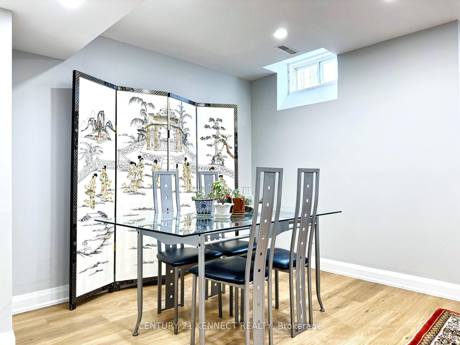 Photo 34 of 11 Magnotta Road, Markham, Cachet — HOMEH