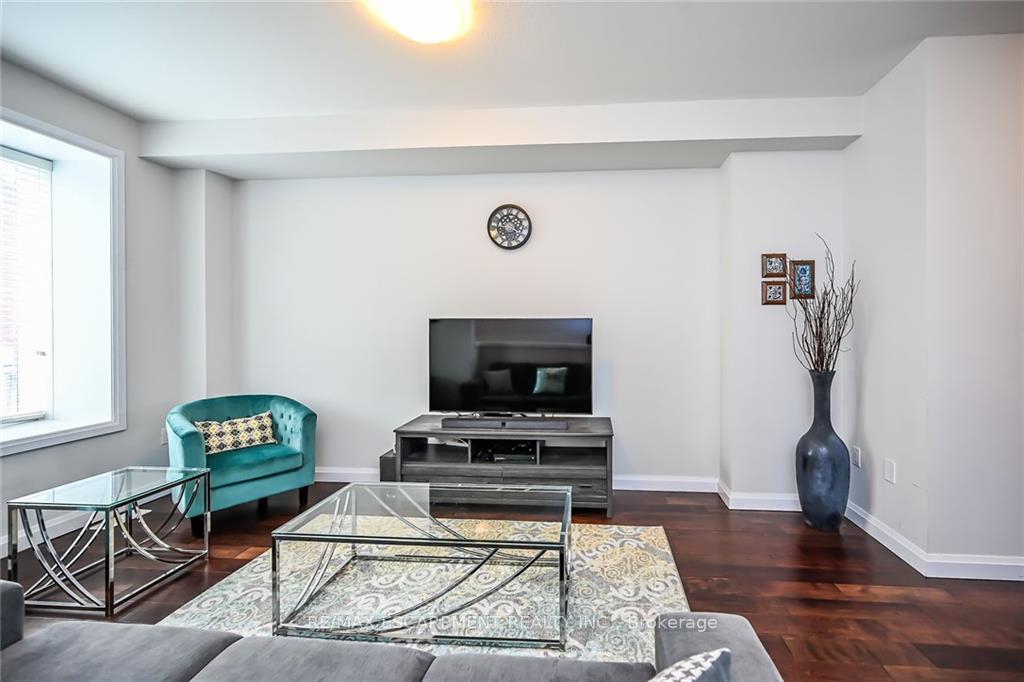 Photo 3 of Unit 75, 1169 Garner Road E, Hamilton, Ancaster — HOMEH
